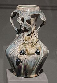Amphora with elm-leaf and blackberry, manufactured by Stellmacher & Kessner (c. 1900), Museum of Applied Arts, Budapest, Hungary