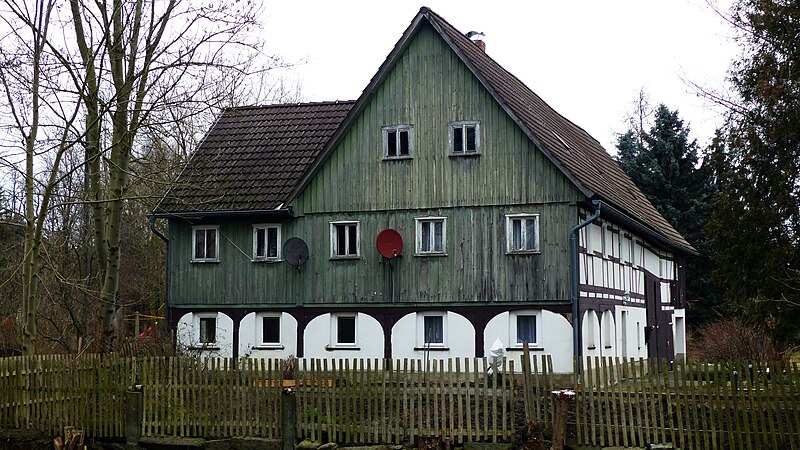 File:Umgebindehaus Dresdner Straße 17 Putzkau 2.JPG