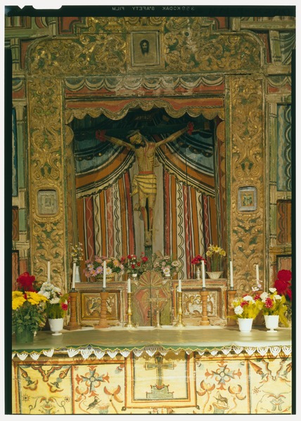 File:VIEW OF ALTAR. Duplicate of HABS NM-9-21 - El Santuario del Senor Esquipula, Chimayo, Rio Arriba County, NM HABS NM,25-CHIM,1-23 (CT).tif