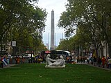 Via catalana per la independència. Català: L'Empordà, Oda nova a Barcelona. Jardins de Salvador Espriu (Barcelona). Escultor: Ernest Maragall i Noble, signada. Material: marbre blanc. Dedicada al poeta Joan Maragall, té inscrits uns versos del seu poema Cant espiritual. 1961, traslladada posteriorment, reinstal·lada en el seu emplaçament 1985. This is a photo of public art indexed in the cataloge Art Públic of Barcelona (Spain) under the code number 6010-1 (prefixed with territorial id: 08019/6010-1) Object location 41° 23′ 49.85″ N, 2° 09′ 31.54″ E  View all coordinates using: OpenStreetMap