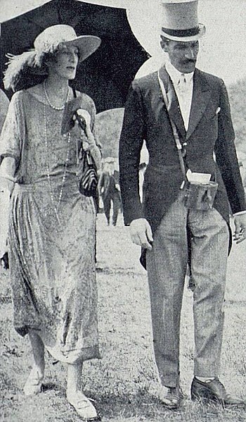 File:Violet and Geoffrey Skeffington Smyth 1922.jpg