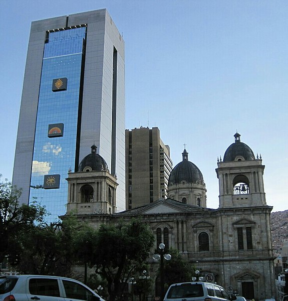 File:Vista general, catedral Nuestra Señora de La Paz.jpg