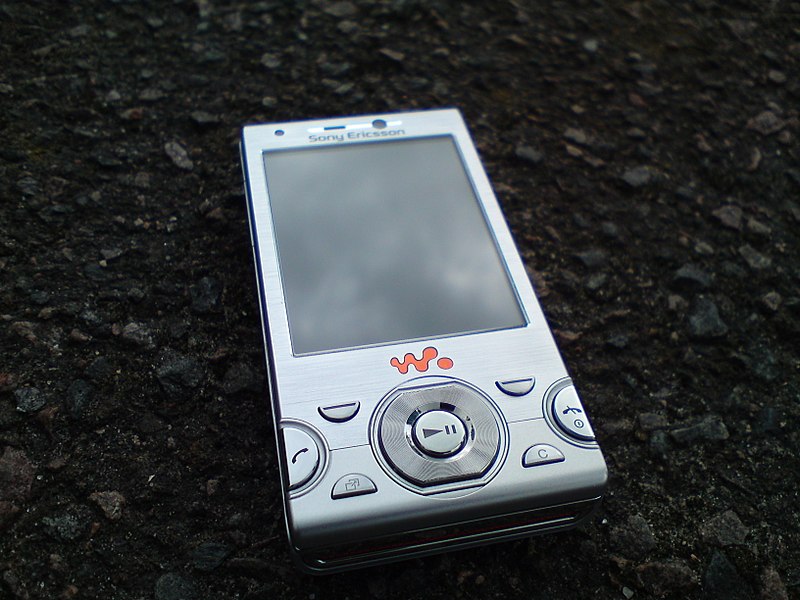 File:W995silver.JPG