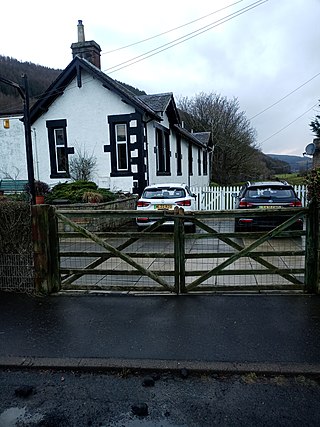 <span class="mw-page-title-main">Walkerburn railway station</span> Disused railway station in Walkerburn, Scottish Borders