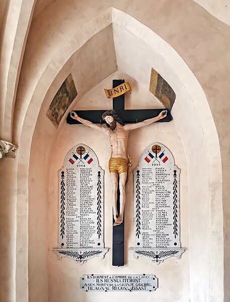 File:(Blagnac) Église Saint-Pierre - Monument aux morts de la Paroisse.jpg