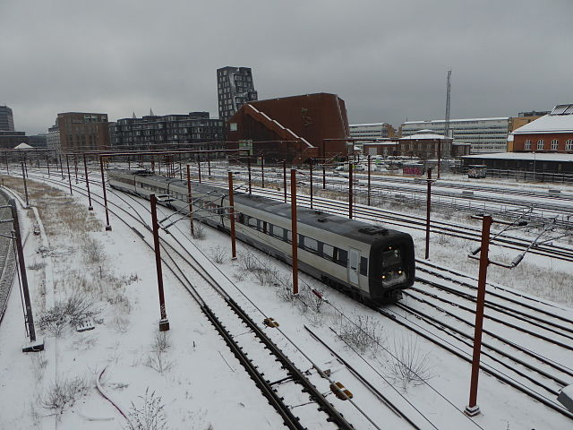 640px-Ãsterport_Station_with_snow_28.JPG (640Ã480)