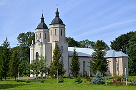 В храмі зберігається ікона Матері Божої Тиннянської