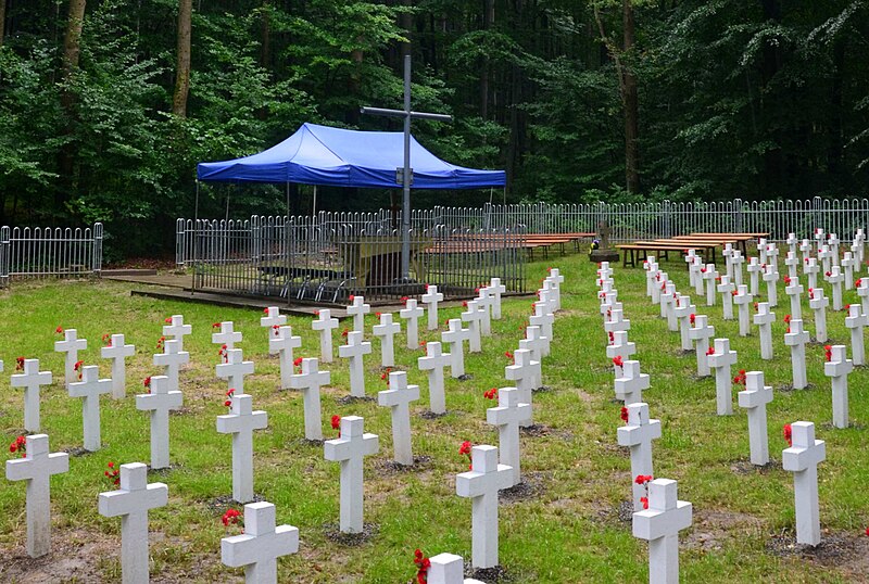 File:0.2014 Österreichisch Ungarischer Soldatenfriedhof aus dem Ersten Weltkrieg in Mymoń (3).jpg