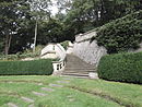 18198 Hamburg-Blankenese Roman Garden1.JPG