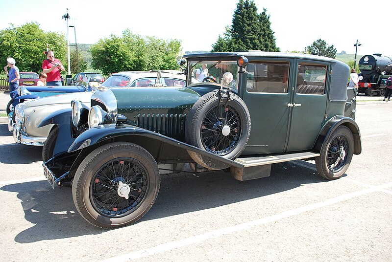 File:1928 Bentley Saloon at Toddington Railway Gala, 0513 8979023957.jpg