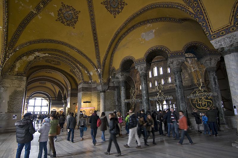 File:2013-01-03 Interior of Hagia Sophia 08.jpg