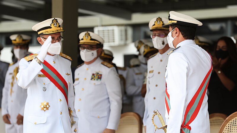 File:2021-04-09 Cerimônia de Transmissão do Comando da Marinha ao Almirante de Esquadra Almir Garnier Santos 40.jpg