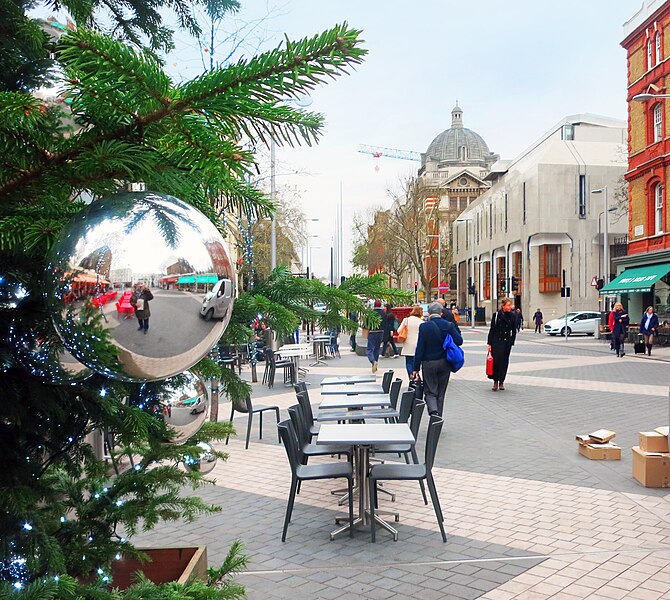 File:A Christmas Selfie - geograph.org.uk - 4763350.jpg