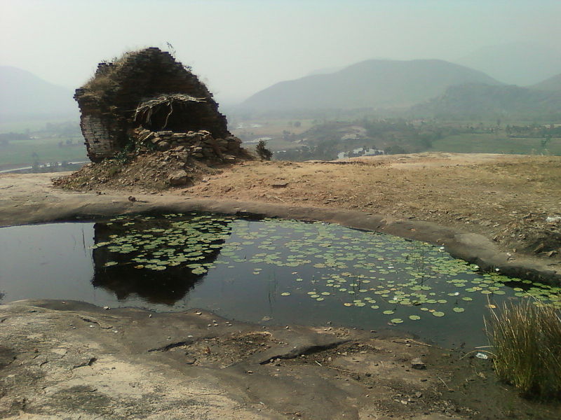 File:A view of Ruined Buddhist temple on hilltop at ---File---Ramatheertham Vizianagaram AP India.jpg