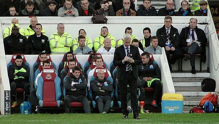 Fail:Alan_Pardew_manager_of_Newcastle_United.jpg