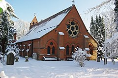 Kaikkien pyhien kirkko, laivasto - geograph.org.uk - 1719303.jpg