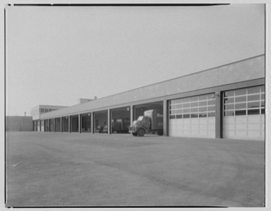 File:Anheuser Busch, H and Troy Ave., Brooklyn, New York. LOC gsc.5a23406.tif