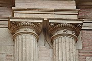 Doric capitals at the Hôtel d'Assézat.