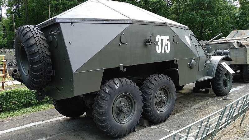 File:BTR-152W MWP 01.jpg