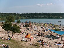 Blick auf den Badestrand im Strandbad Langener Waldsee