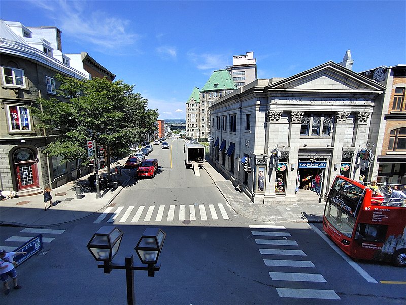 File:Banque de Montreal, 1150, rue Saint-Jean - 11.jpg