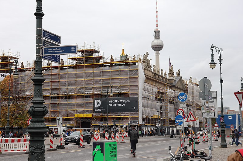 File:Berlin by Mohammad Hijjawi 273.jpg