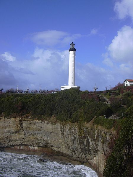 File:Biarritz - Phare - 10.jpg