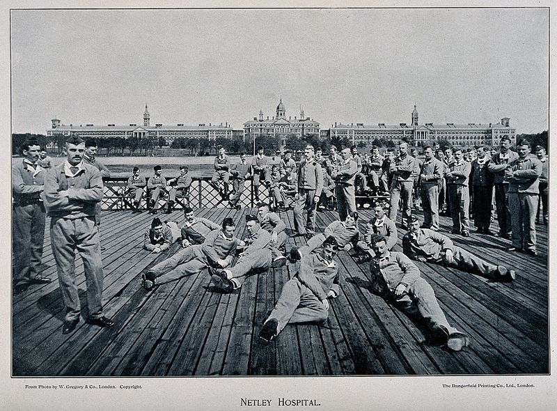 File:Boer War; soldiers relaxing by Southampton Water with a view Wellcome V0015640.jpg