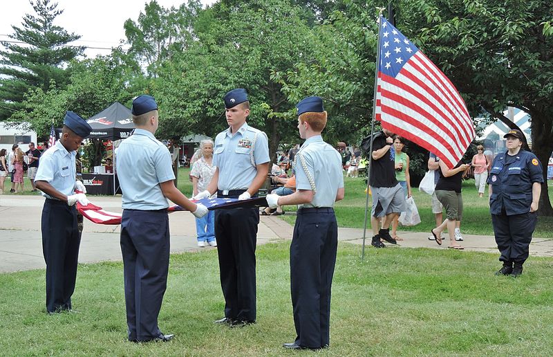 File:Cadets of the CAP folding the American flag in.jpg