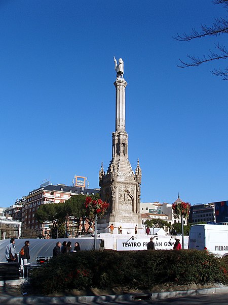 File:Callejeando por Madrid (9045542792).jpg