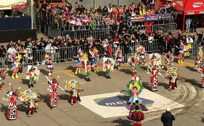 File:Carnival in Valletta - Show.jpg