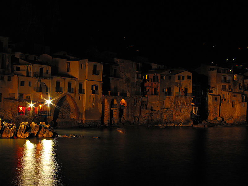 File:Cefalù (4).jpg