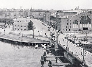 Centralsaluhallen med Kungsgatan och Klara sjö 1923.