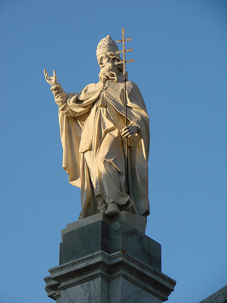 File:Chiesa di San Silvestro - San Silvestro statue.jpg