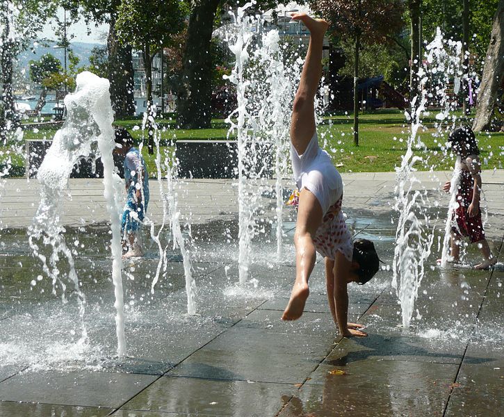 File:Children bebek water 1220956 nevit - cropped.jpg