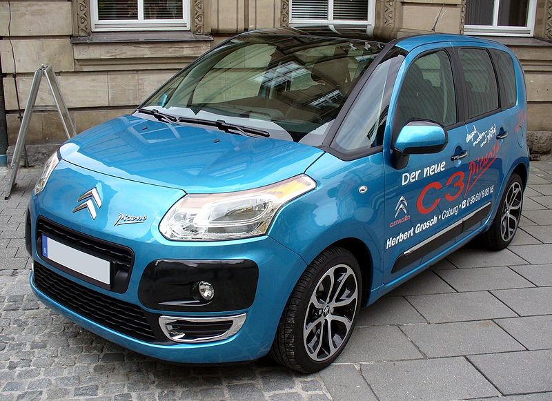 File:Citroen C3 Picasso Exclusive Belle-Ile-Blau.JPG