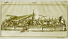 Cluj nel 1759 (stampa di Janos Szakal). Il campanile barocco della Chiesa di San Michele è stato costruito e demolito durante il XVIII secolo.