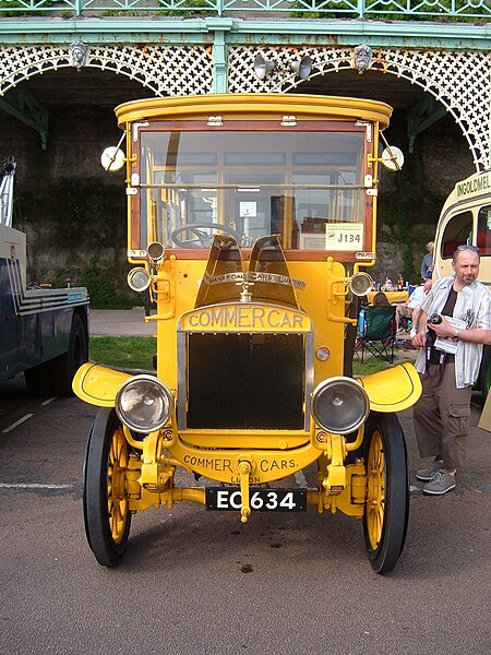 File:Commer bus reg EC 634.jpg