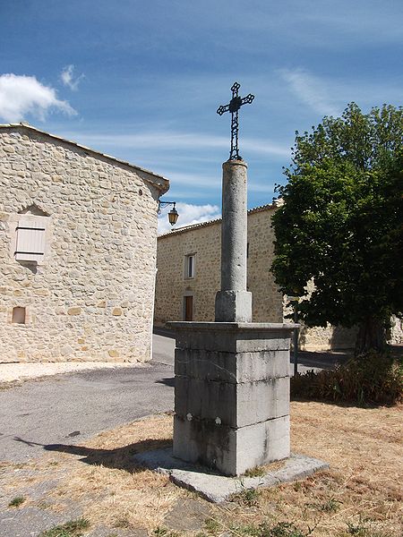 File:Croix des pourrettes.jpg