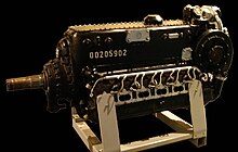 Daimler-Benz DB 605 airplane engine.jpg