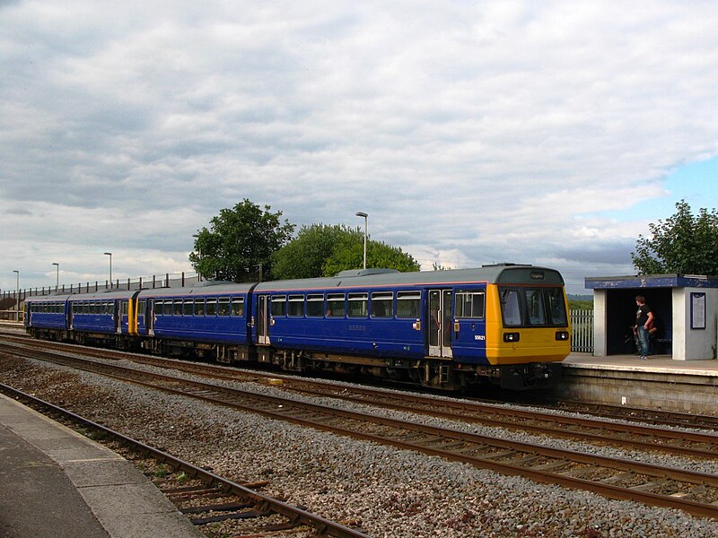 File:Dawlish Warren 142030 142063.jpg