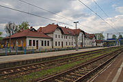 Dworzec kolejowy w Żywcu w roku 2015 przeszedł gruntowny remont eelwacji i stolarki okiennej od strony torów