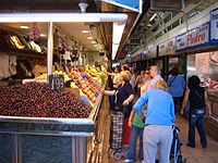 Boutiques du marché central de Saragosse en Espagne