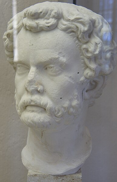 File:Empereur Antonin le pieux 138-161.jpg