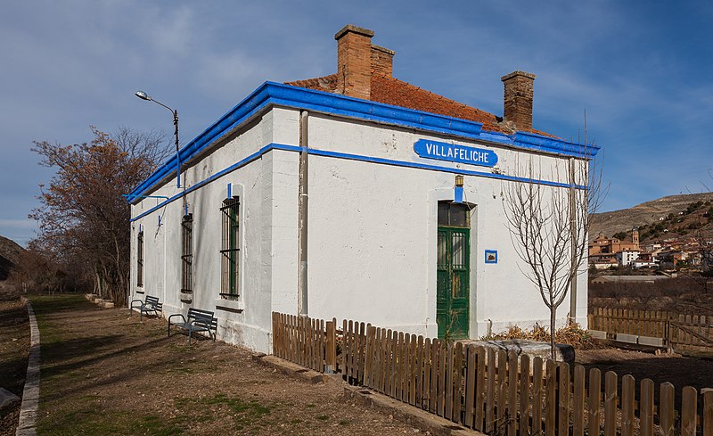 File:Estación de FF.CC., Villafeliche, Zaragoza, España, 2014-01-08, DD 04.JPG