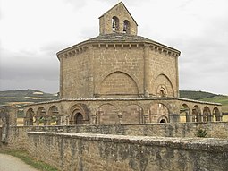 Santa María de Eunate (desde el oeste)