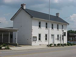 Federal House in Greensburg, northwestern angle.jpg