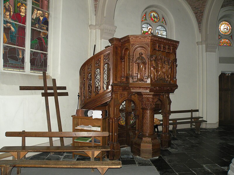 File:Feignies chaire 1.JPG
