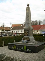 Monument aux morts[23]