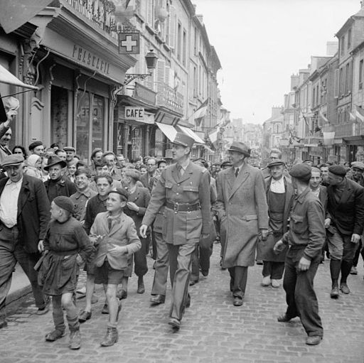 General De Gaulle in France B5481